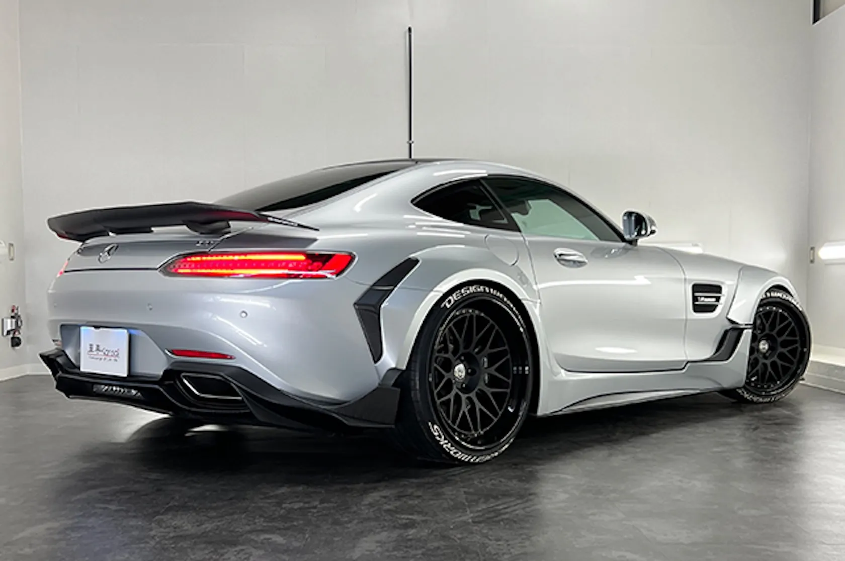 メルセデスAMG-GT