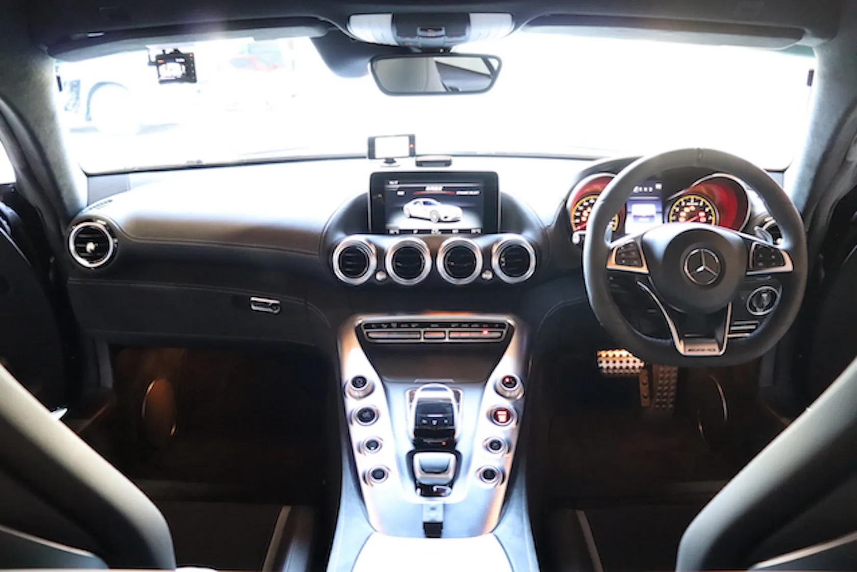 メルセデスAMG-GT S