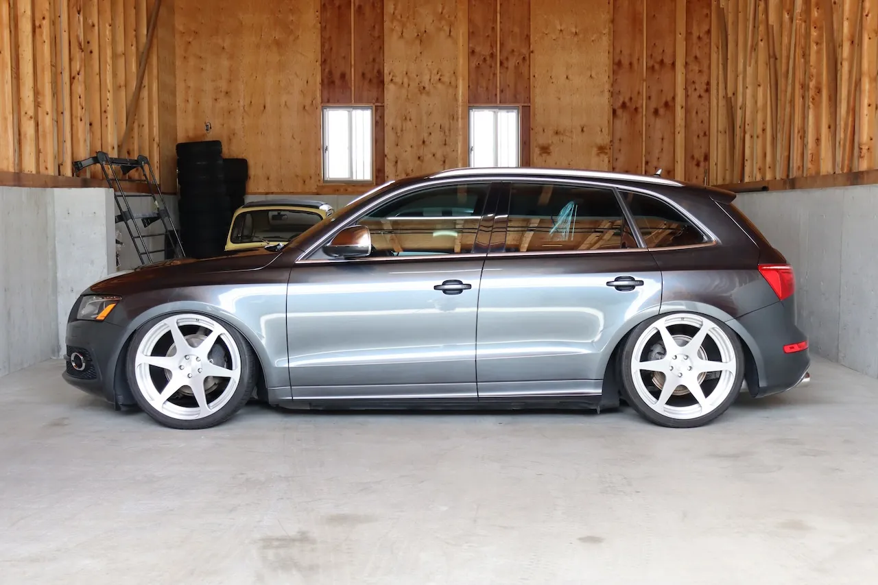 アウディ Q5
