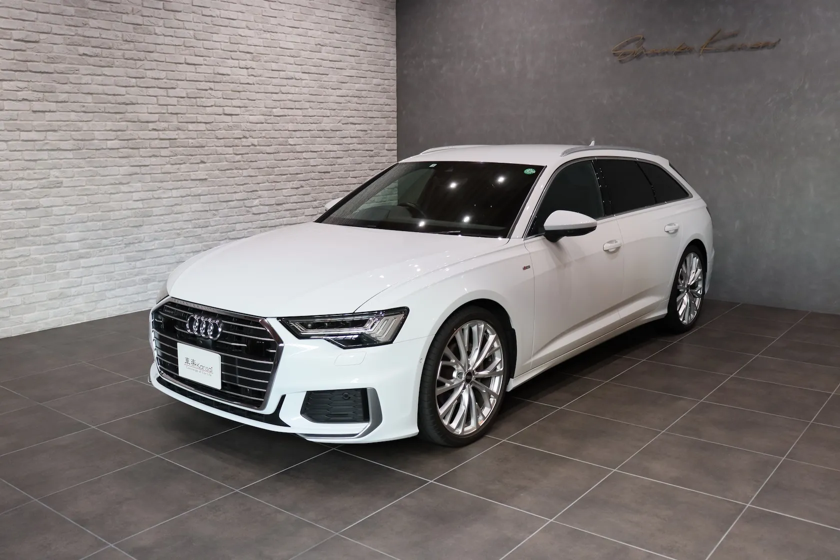 アウディ A6アバント