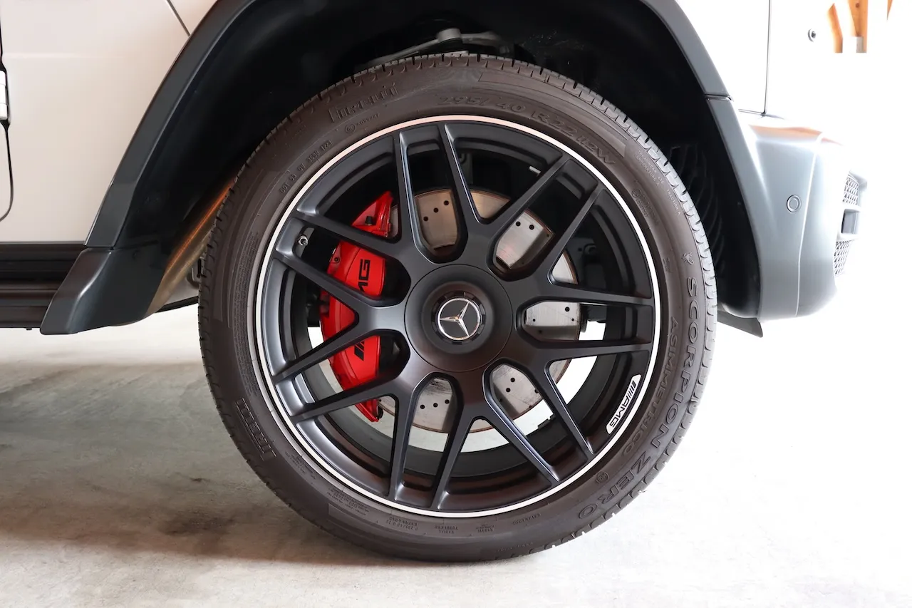 メルセデスAMG G63 エディションマグノホワイト