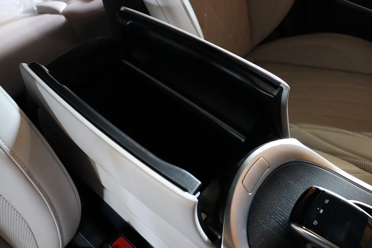 メルセデスAMG G63 エディションマグノホワイト