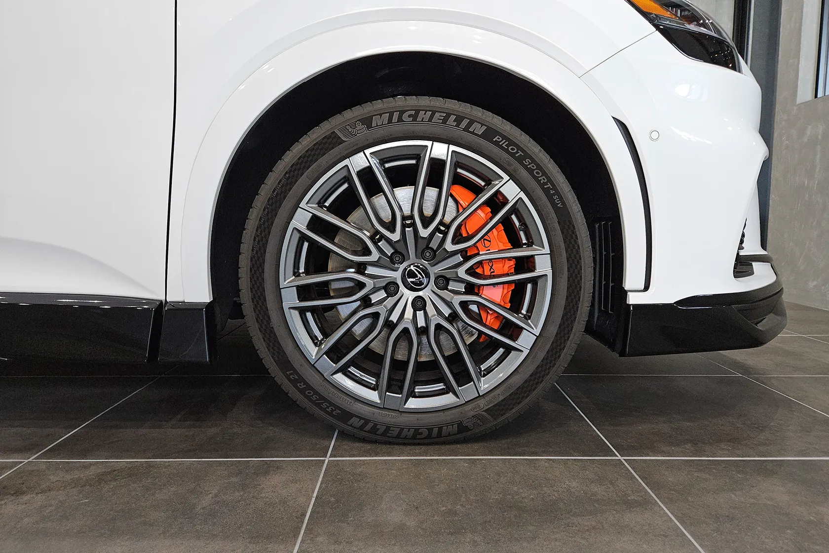 レクサス RX500h バージョンＬ 4WD