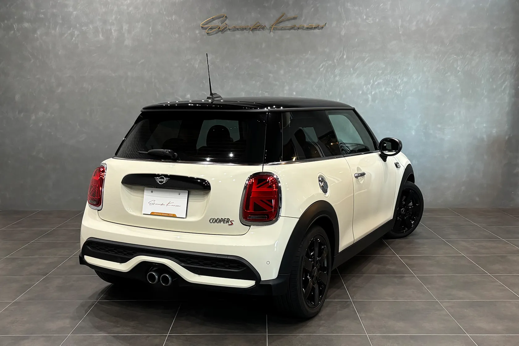 MINI COOPER S 3ドア プレミアムプラスパッケージ