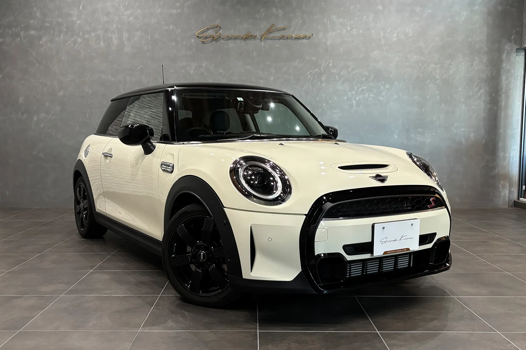 MINI COOPER S 3ドア プレミアムプラスパッケージ