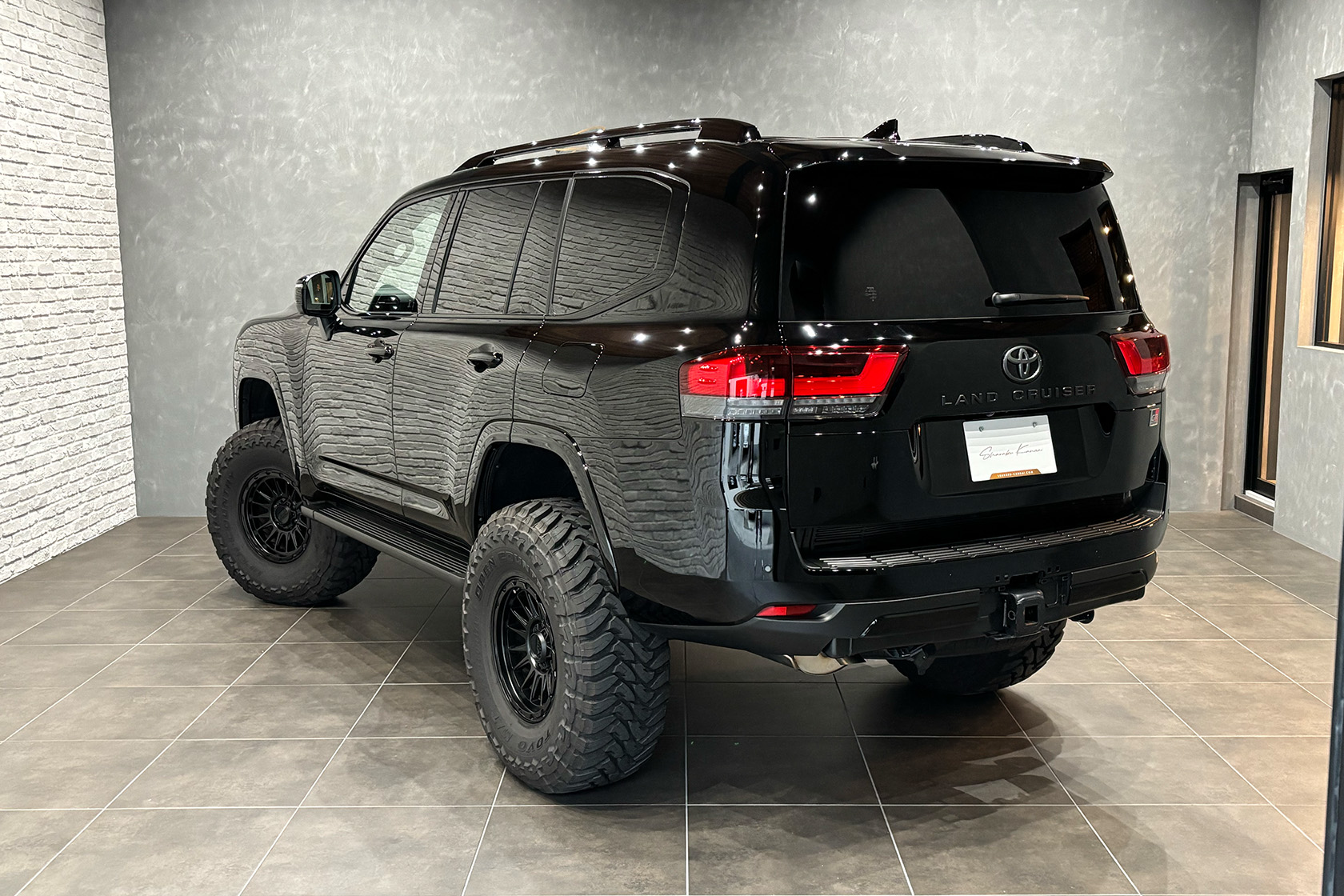 トヨタ ランドクルーザー300 ZX