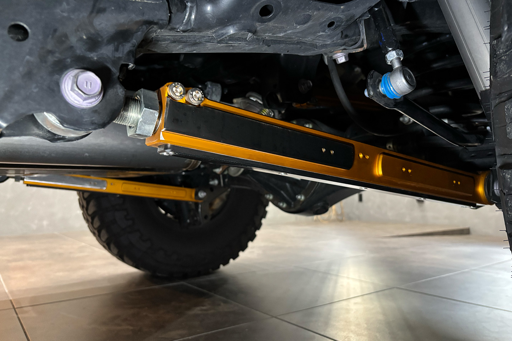 トヨタ ランドクルーザー300 ZX