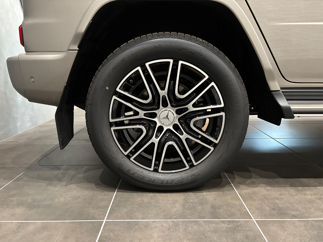 メルセデス・ベンツ G450d AMGラインPKG