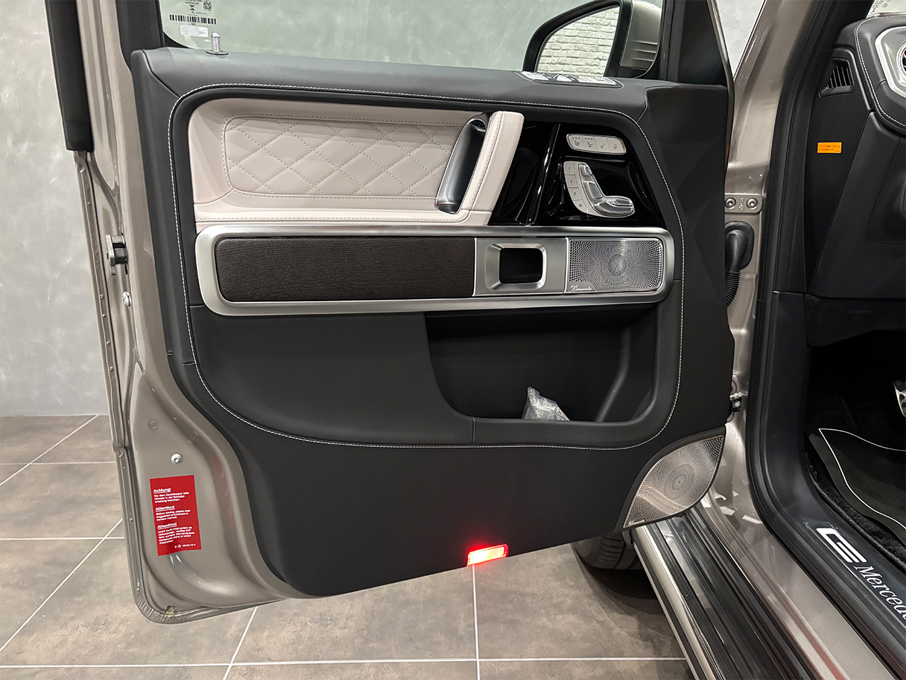 メルセデス・ベンツ G450d AMGラインPKG