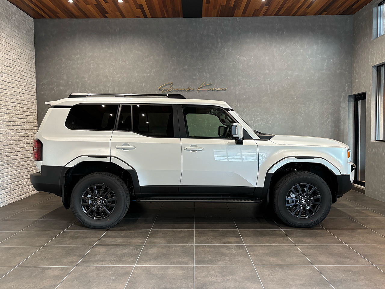 トヨタ ランドクルーザー250 VX