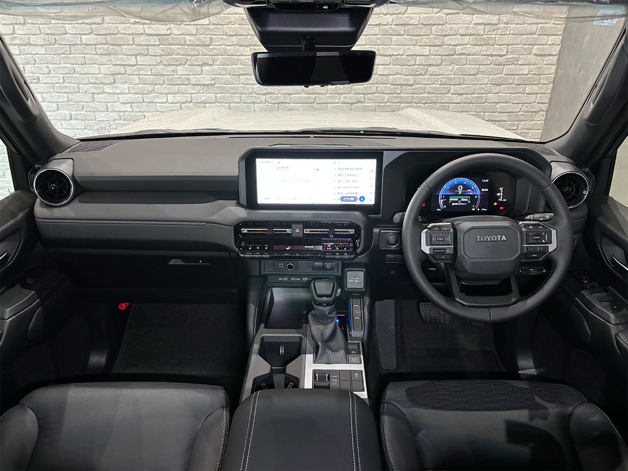 トヨタ ランドクルーザー250 VX