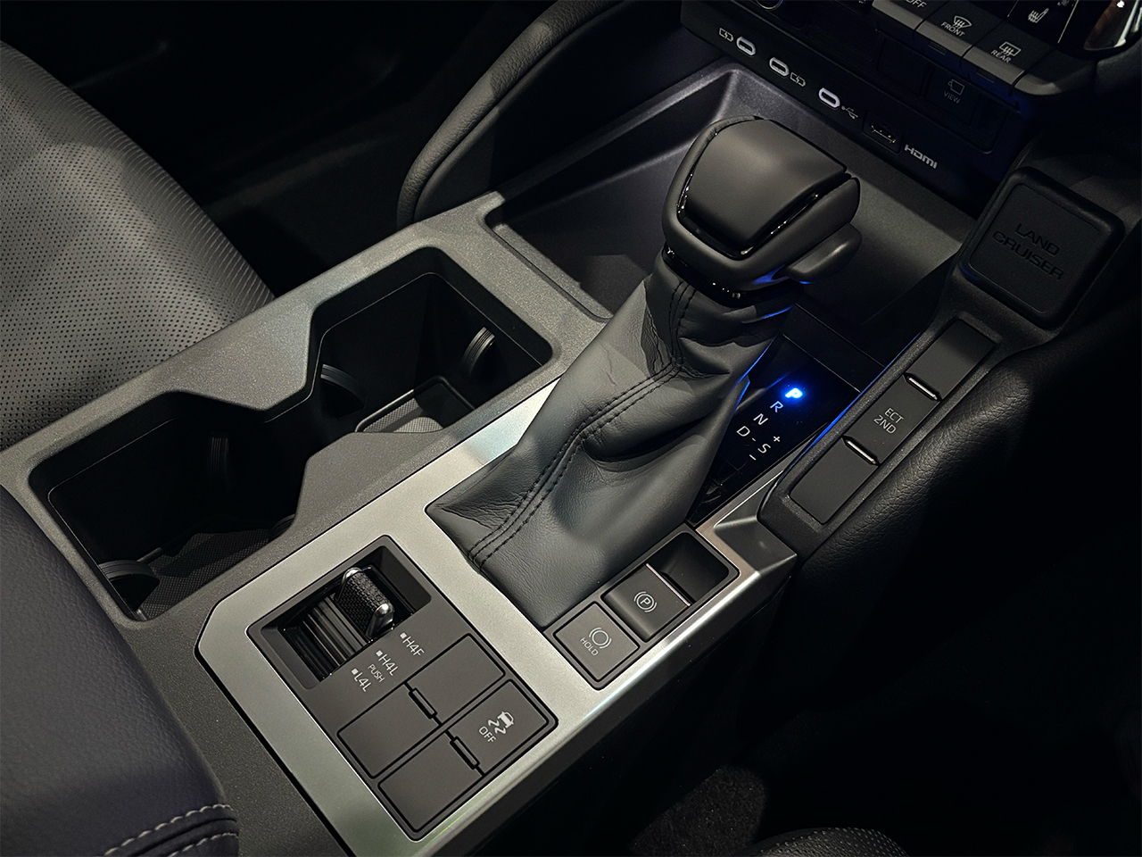 トヨタ ランドクルーザー250 VX