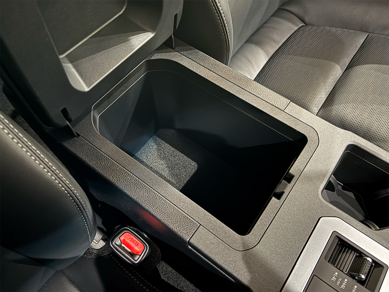 トヨタ ランドクルーザー250 VX