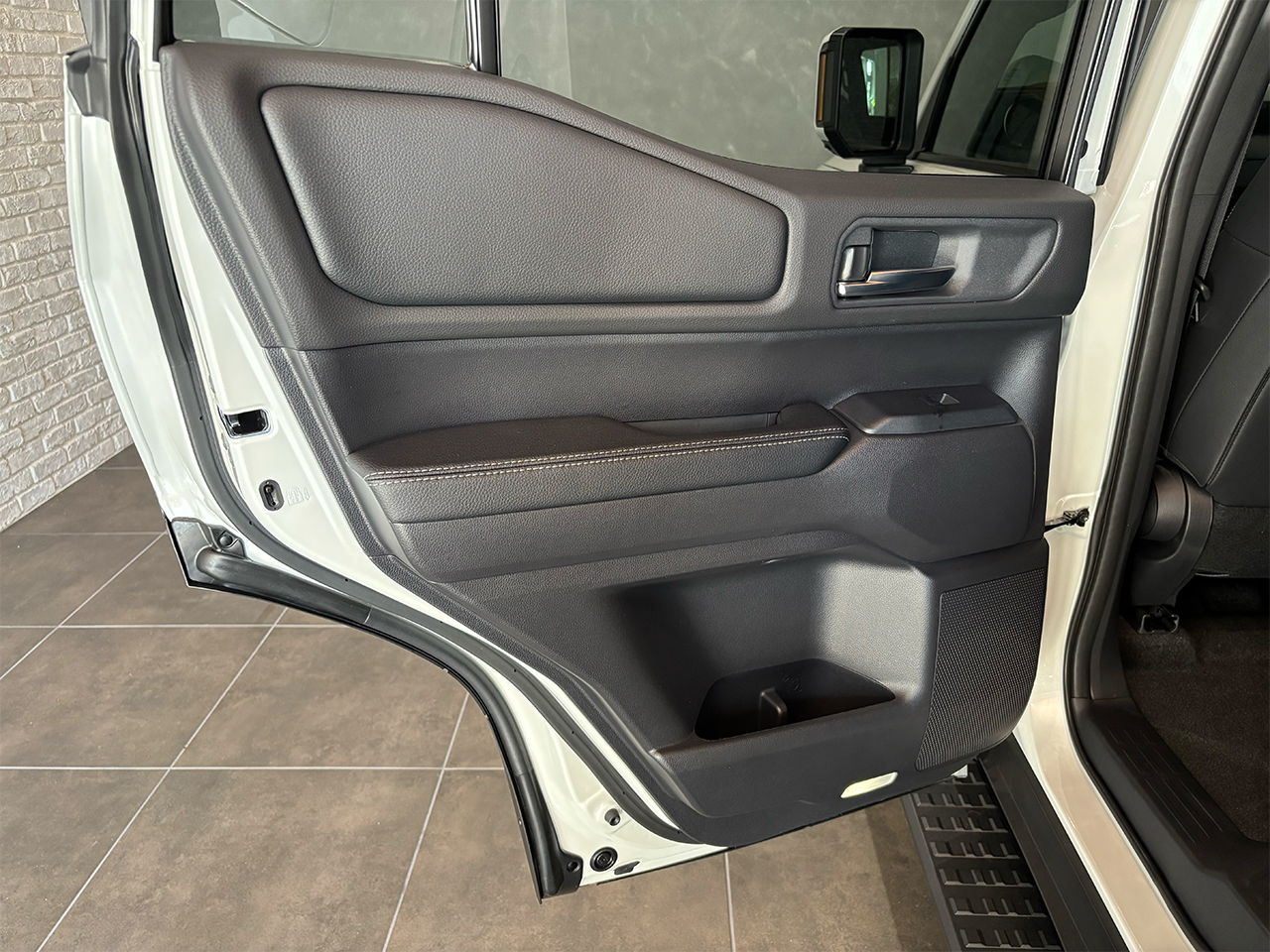 トヨタ ランドクルーザー250 VX