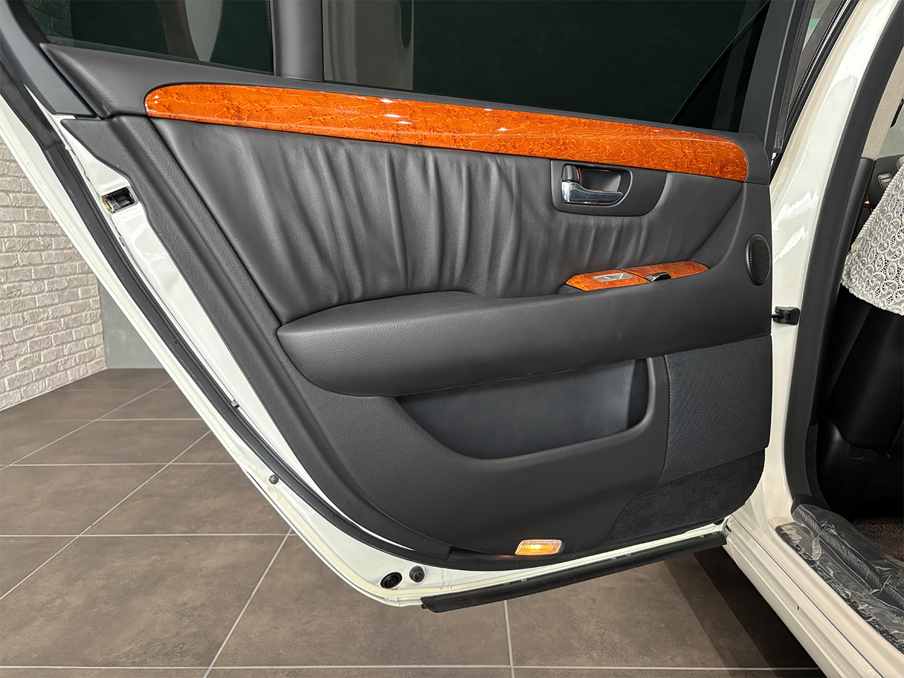 トヨタ セルシオ C仕様インテリアセレクション