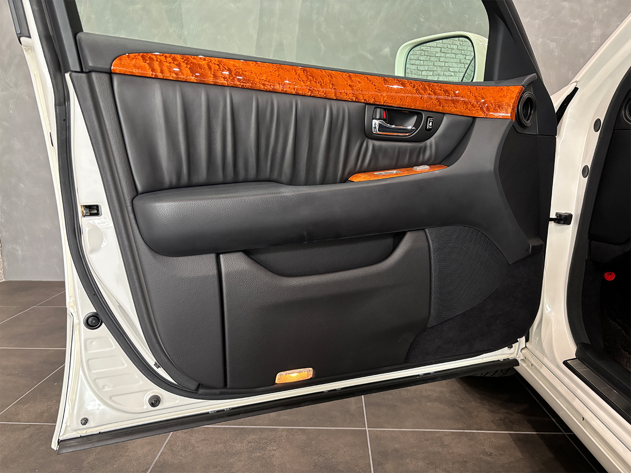 トヨタ セルシオ C仕様インテリアセレクション